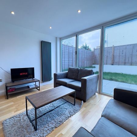 Deluxe 3 Bed Flat With Garden Apartment ฟินชืลีย์ ภายนอก รูปภาพ
